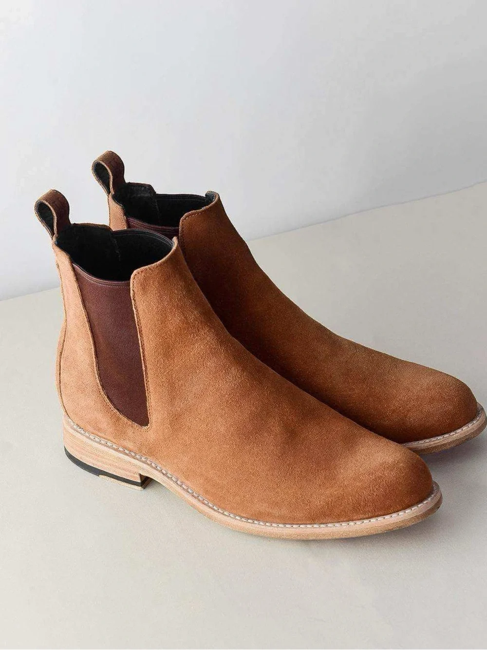 Hyde boots Men's Suede Chukka Boot in Tan with Elastic Side Panels